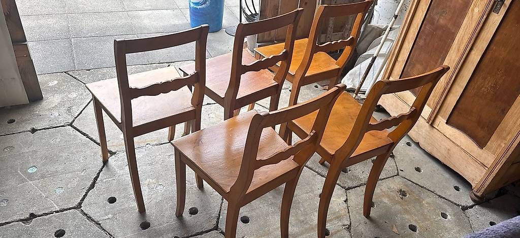 Chaises: Stühle antik – D'occasion à Matten(St.Stephan) par ren_r8tw 3