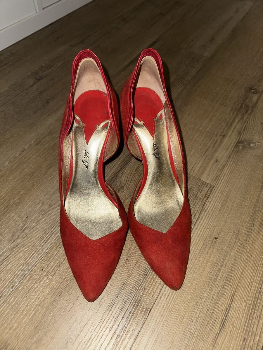 Scarpe da donna: Rote High-Heels von Vero Cuoio – Usato da Bassersdorf venduto da cel_2n7l 1