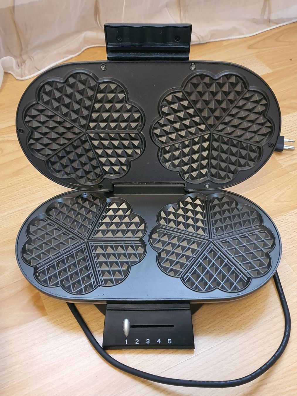 SilverCrest Appareils de cuisine: Gaufrier double SILVERCREST  – Neuf (Voir description) à Epalinges par bel_6tzk 3