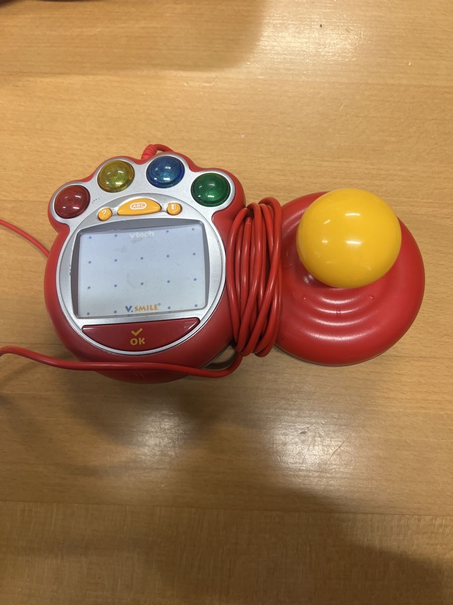 Vtech Giocattoli: Vtech V.Smile Lernkonsole mit Zubehör – Usato da Rorschach venduto da TrendyDeals 4