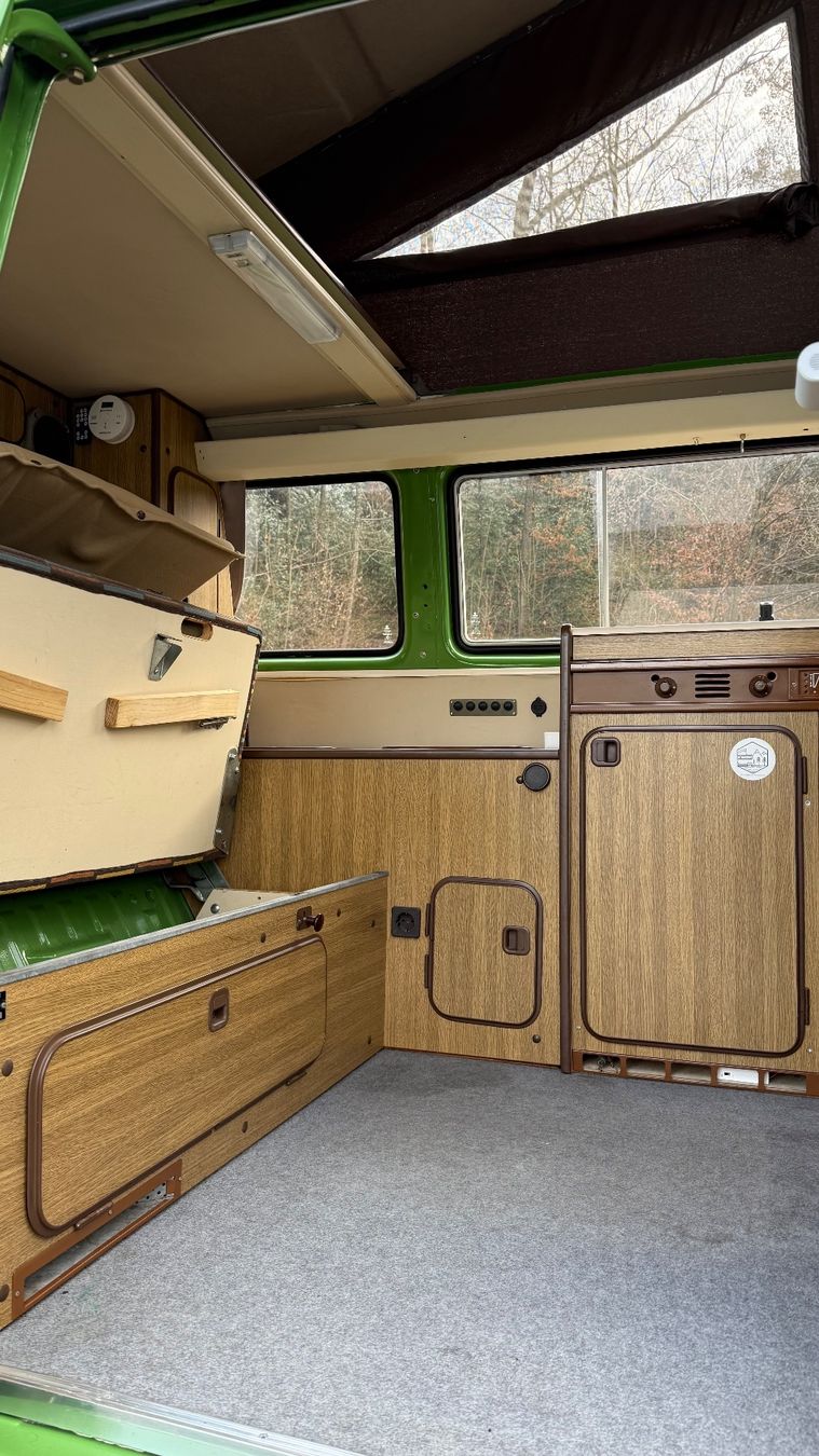 VW Veicoli da campeggio: VW Bus T3 mit Aufstelldach & Solar – Usato da Luzern venduto da Faebsen 9