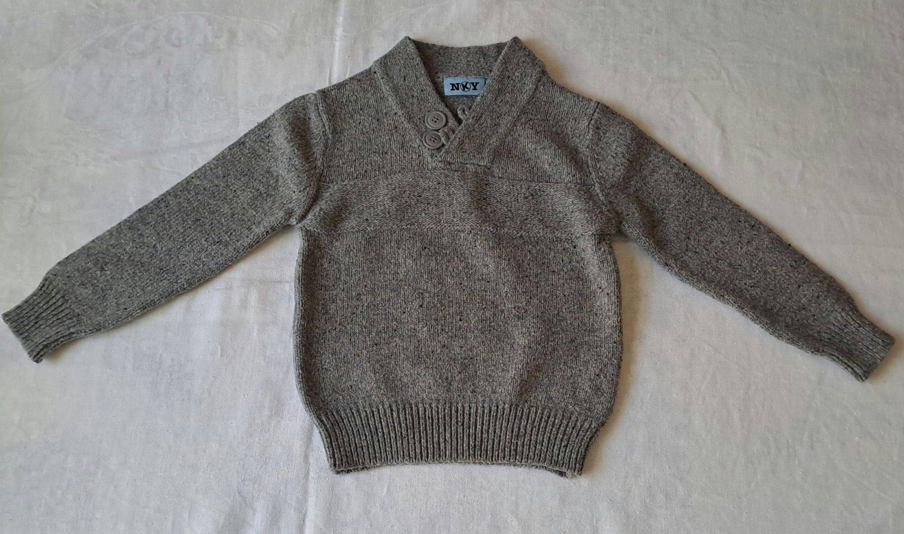 Maglioni & Felpe: Pull pour garcon taille 104 cm – Usato da Le Noirmont venduto da sportboutique