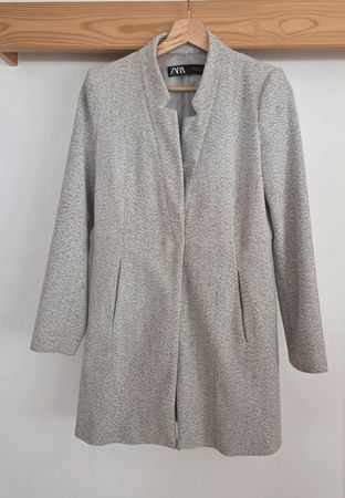 Manteau Zara gris clair tressé taille S bon état