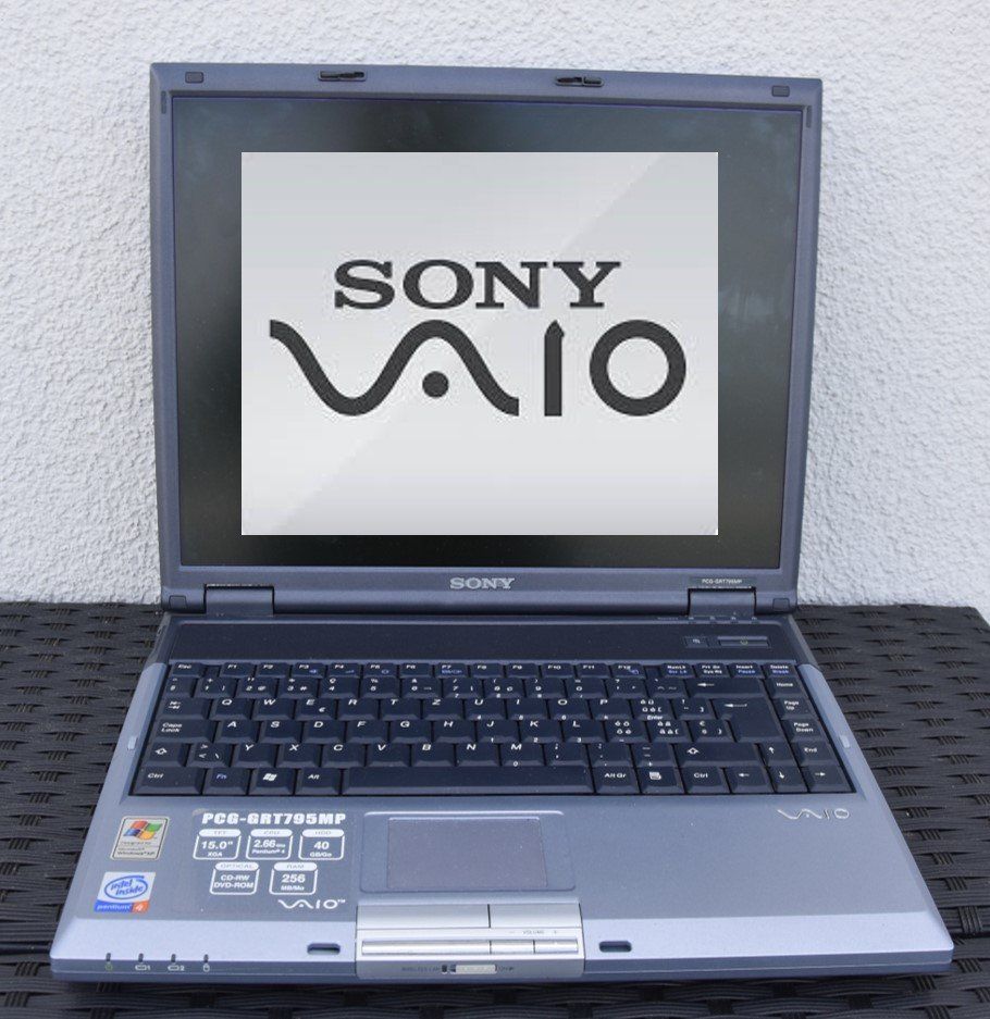 Vaio Notebooks: SONY Vaio Laptop – Gebraucht aus St. Gallen von