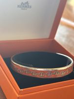 Bracelet jonc Hermes en argent et email