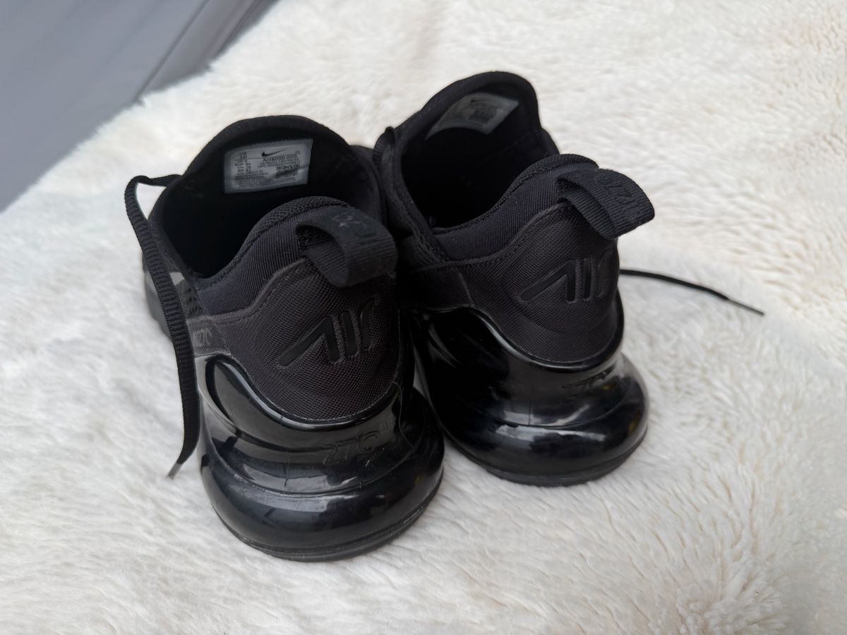 Nike Chaussures hommes: Die Nike Air Max 270 gr 44 eher 43 – D'occasion à St.Gallen par bubo2008 4