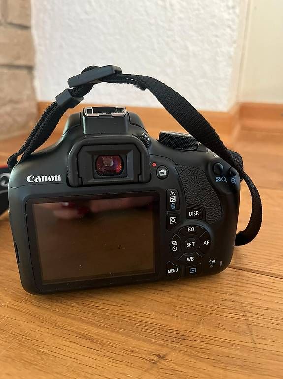 Canon Kamera: Canon EOS 1300D Fotokamera – Gebraucht aus Mosnang von Nilya_Erdo 1