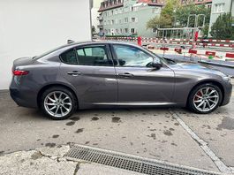 Wunderbare Giulia Veloce 4x4 