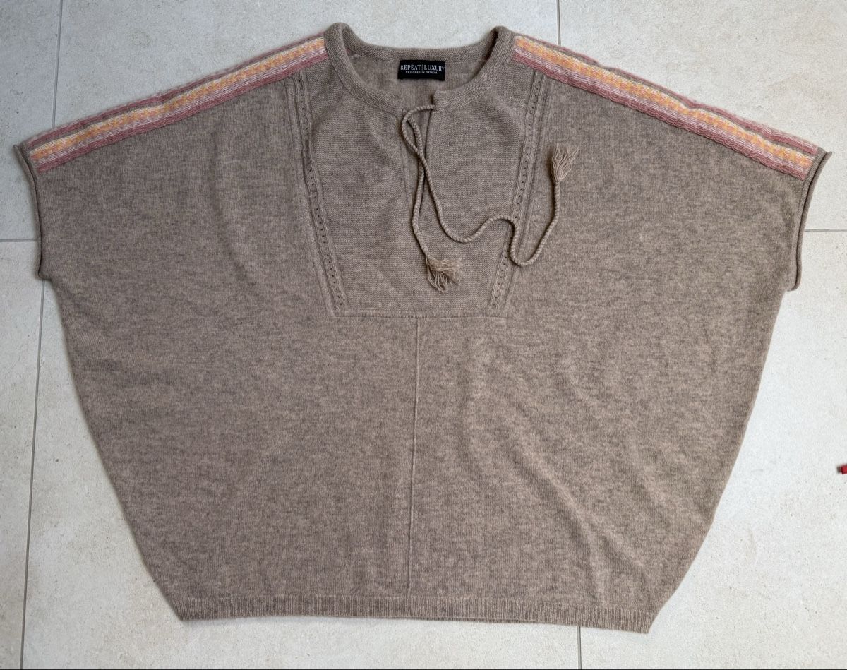 Repeat Lots de vêtements: REPEAT Luxury Kaschmir-Set- Pullover one size- Short Gr. 38 – Neuf (Voir description) à St-Sulpice VD par Nnie 3
