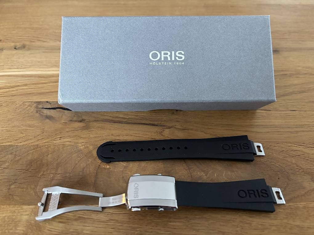 Bracciali & Braccialetti: Oris Kautschukband mit Schliesse – Usato da Diepflingen venduto da Dj3 1