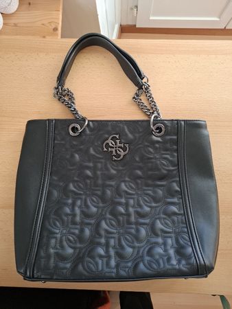 Sac à main Guess en très bon état