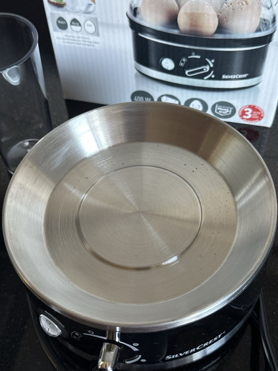 SilverCrest Elettrodomestici da cucina: Eierkocher Silvercrest schwarz 1-7 Eier neuwertig – Usato da Zürich venduto da DeLucxe 3