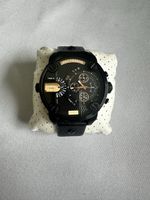 Schwarze Diesel Herrenuhr, Chronograph, Lederarmband, Top Zu