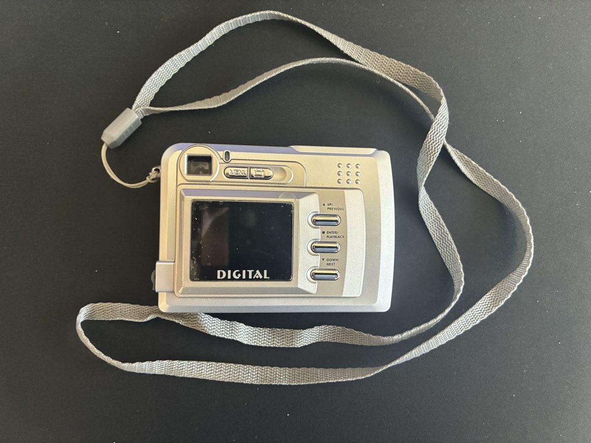 Kamera: Appareil photo numérique Technaxx 6.6 Mega Pixels – Gebraucht aus Neyruz FR von Shcc17 1