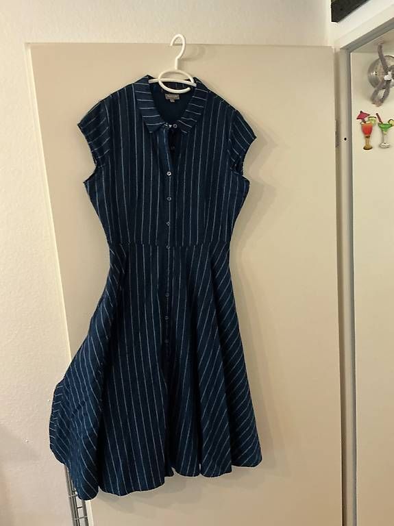 Vestiti: Kleid von Phase Eight Grösse 12 – Usato da Oberwil BL venduto da Nikki13