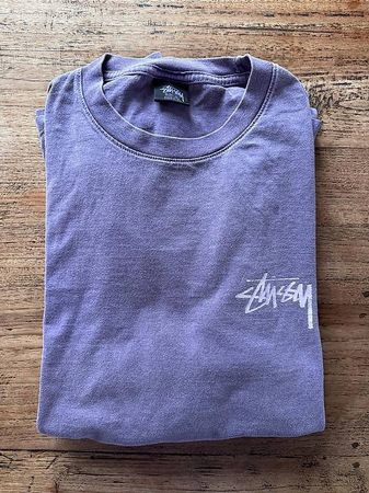 Stüssi_Longsleeve_Violet_Gr. L.