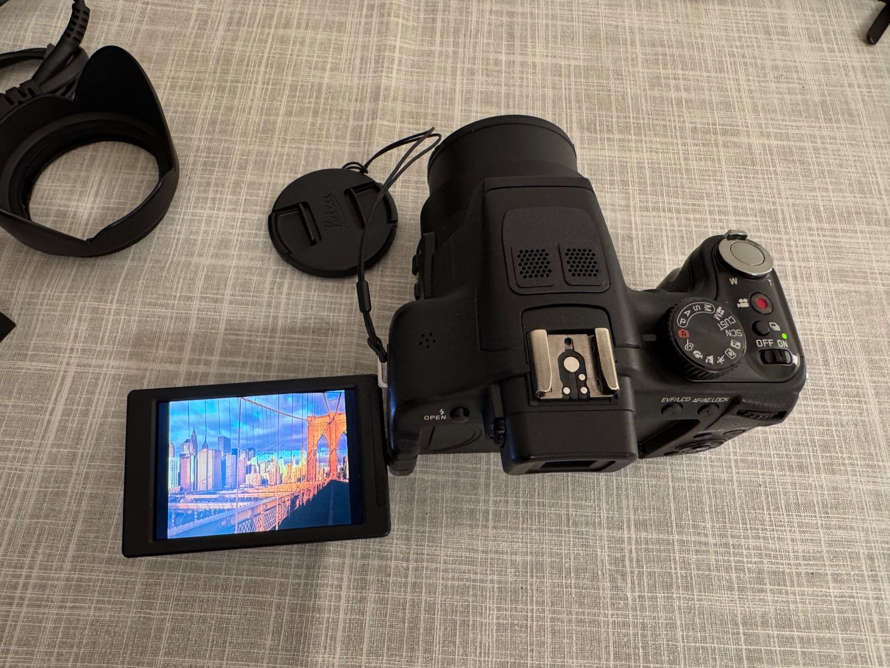 Leica Fotocamera: Leica V-Lux 3, Digitalkamera – Usato da Frauenfeld venduto da dilili 4