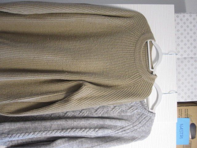 Pullover & Sweatshirts: Damenpullover – Gebraucht aus Ehrendingen von salvi1995 1