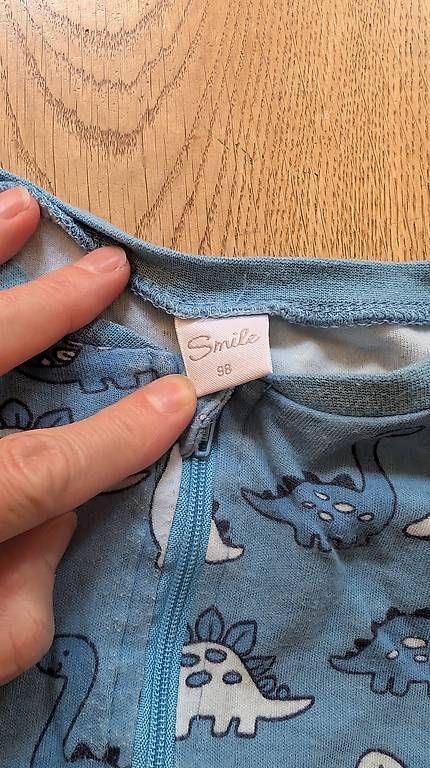 Pyjamas: Pyjamas in Gr. 98 – D'occasion à Zürich par FFinZH 3