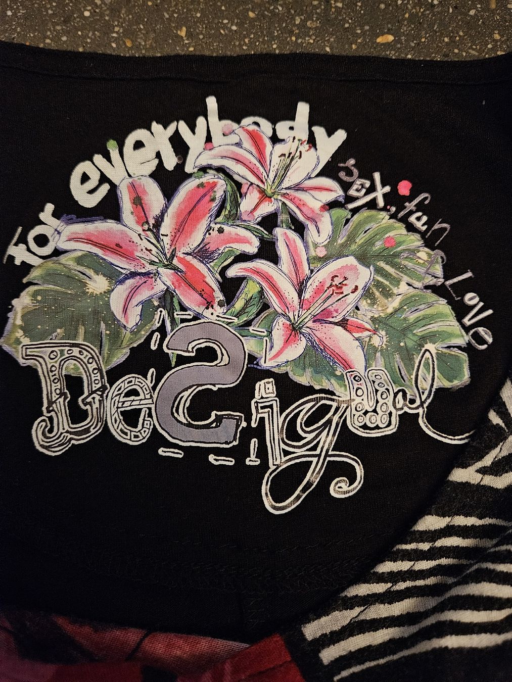 Desigual Vestiti: Kleid Desigual schwarz mit Blumenmuster Grösse M – Usato da Anwil venduto da tamoos 6
