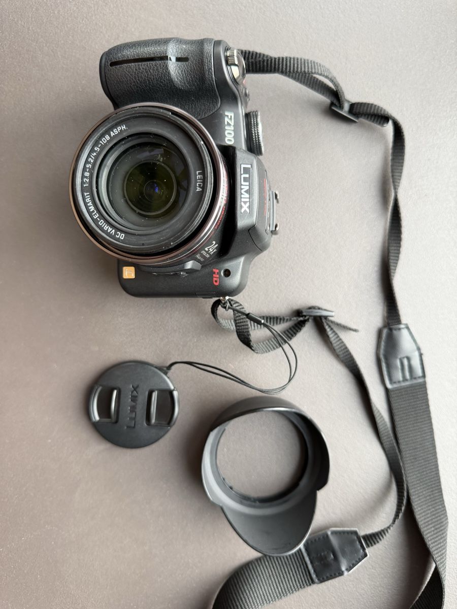 Panasonic Fotocamera: Digitalkamera Panasonic Lumix FZ 100 – Usato da Düdingen venduto da 2633350 2