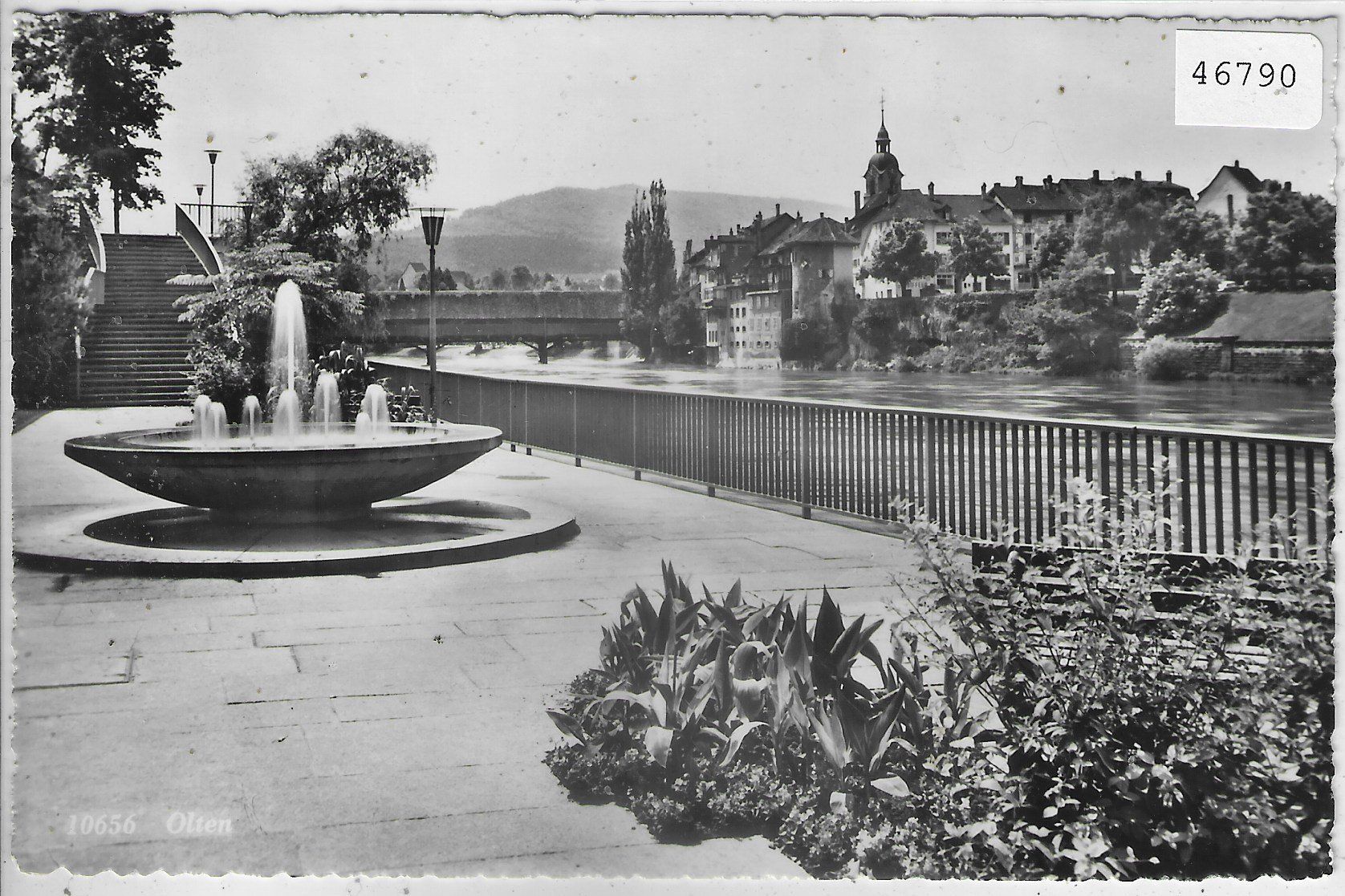Cartoline postali: Olten - Brunnen mit Holzbrücke – Usato da Ettingen venduto da Kartenplanet