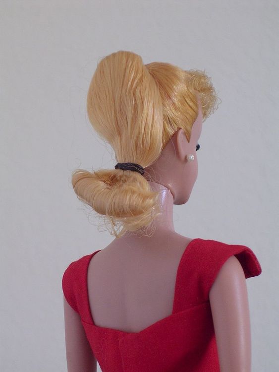 BARBIE PONYTAIL # 5 BRUNETTE MAGNIFIQUE ETAT 1961 COLLECTION PERSONNELLE