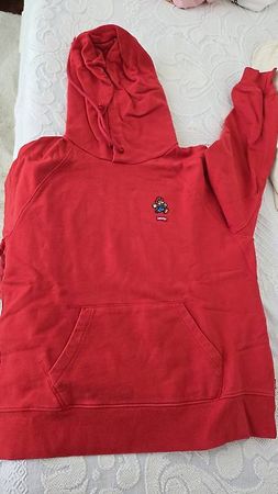 Levi's Hoodie in rot Super Mario
