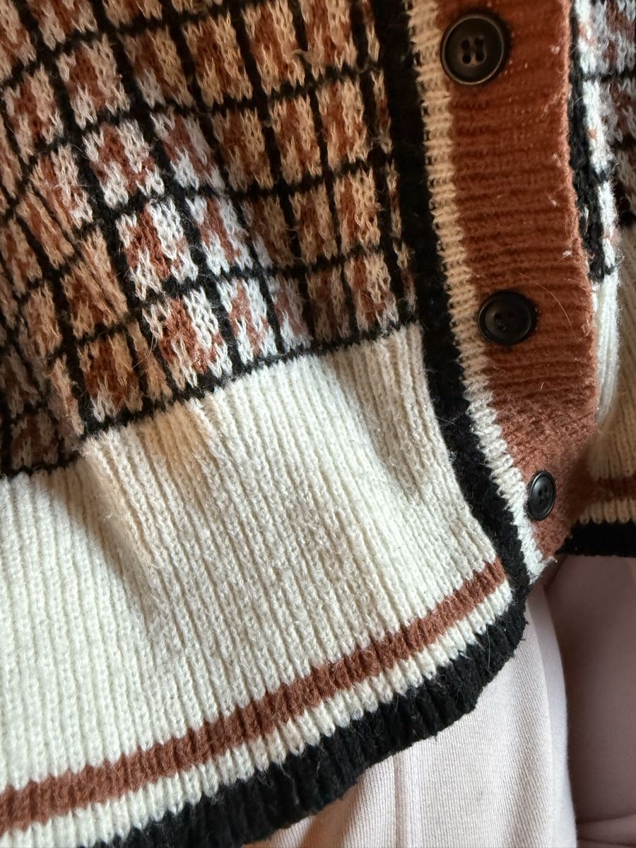 Shein Giacche: Shein Strickjacke Gr. M  – Usato da Langenthal venduto da vik_v5ml 3