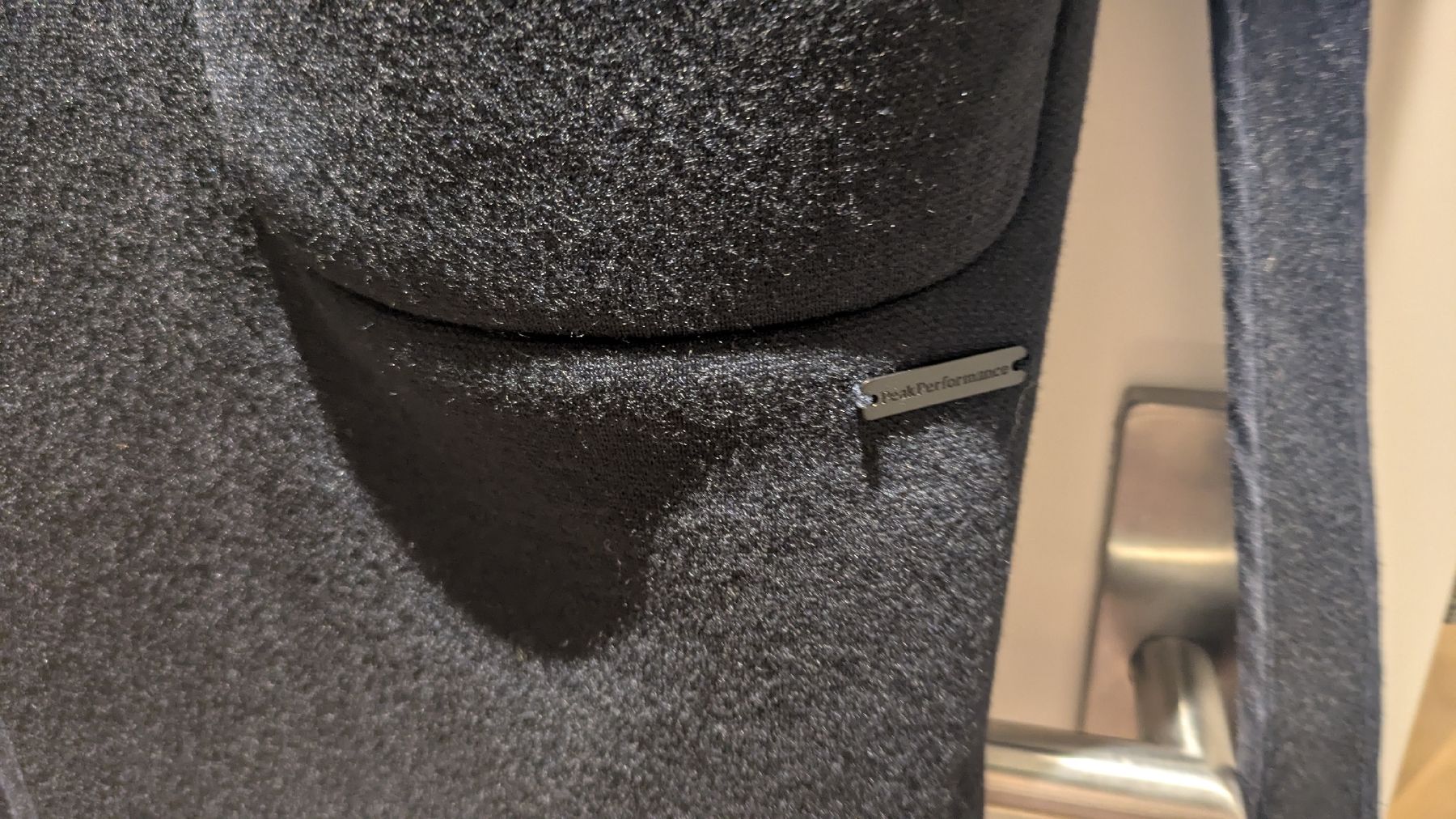 Peak Performance Cappotti: Peak Performance Wollmantel mit Steppinnenjacke Gr. S – Usato da Zürich venduto da broedl 1