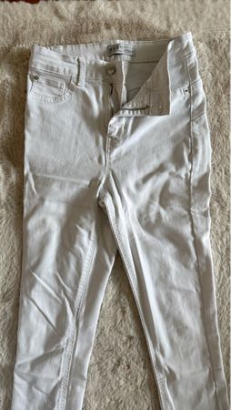 Leichte Sommer-Jeans in Weiss, Grösse 38