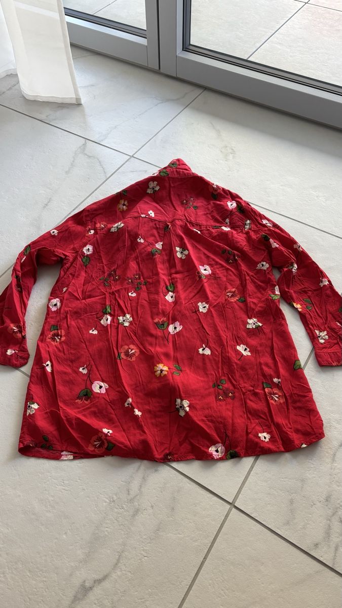 Stradivarius Camicette: Stradivarius Bluse rot M – Usato da Seengen venduto da sa_land 1