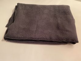 Grauer Stoff mit Muster im Stoff ca. 265x90cm (t:2)