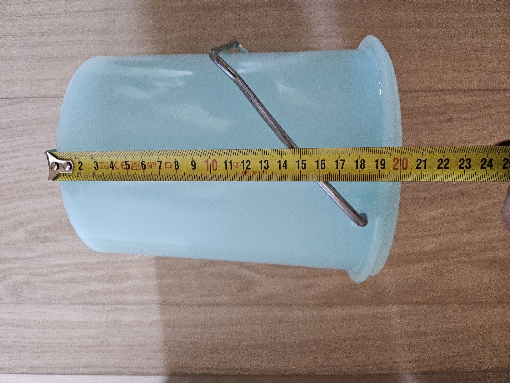Sonstiges für Haushalt & Wohnen: Seau en plastique bleu clair - solide 3 litres – Gebraucht aus La Joux FR von car_ck96 2