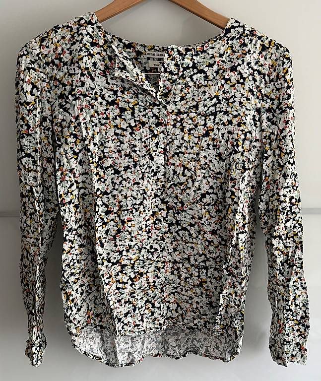 Camicette: Tom Tailor Bluse mit Blumenmuster, Grösse 34 – Usato da Ehrendingen venduto da ErikaKrisztina