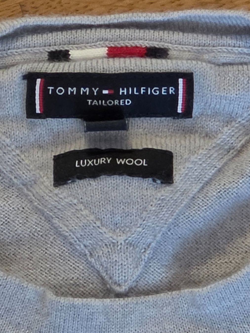 Tommy Hilfiger Pullover & Sweatshirts: TOMMY HILFIGER Pullover (Grösse L) – Gebraucht aus Zumikon von chv_w96q 2
