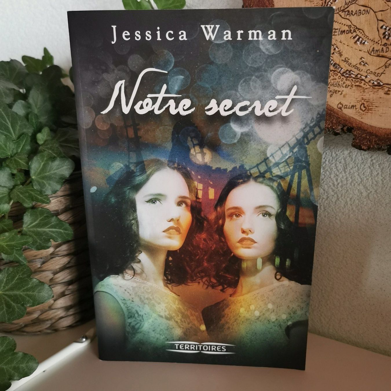 Libri: Notre Secret - Jessica Warman – Nuovo (secondo la descrizione) da Veytaux venduto da lelivreouvert