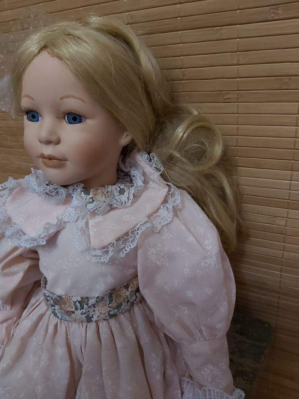 Puppen: Grosse Puppe im romantischen, rosa Kleid – Gebraucht aus Winterthur von Goldpipau 5