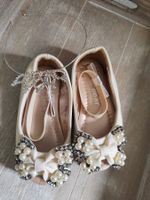 Schuhe für Mädchen Gr. 25 mit Krone Haarreif