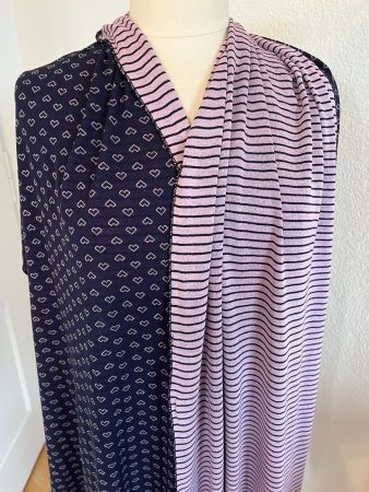 Colora Schal, Dunkelblau/Rosa/Herzen, 2 seitig, NEU