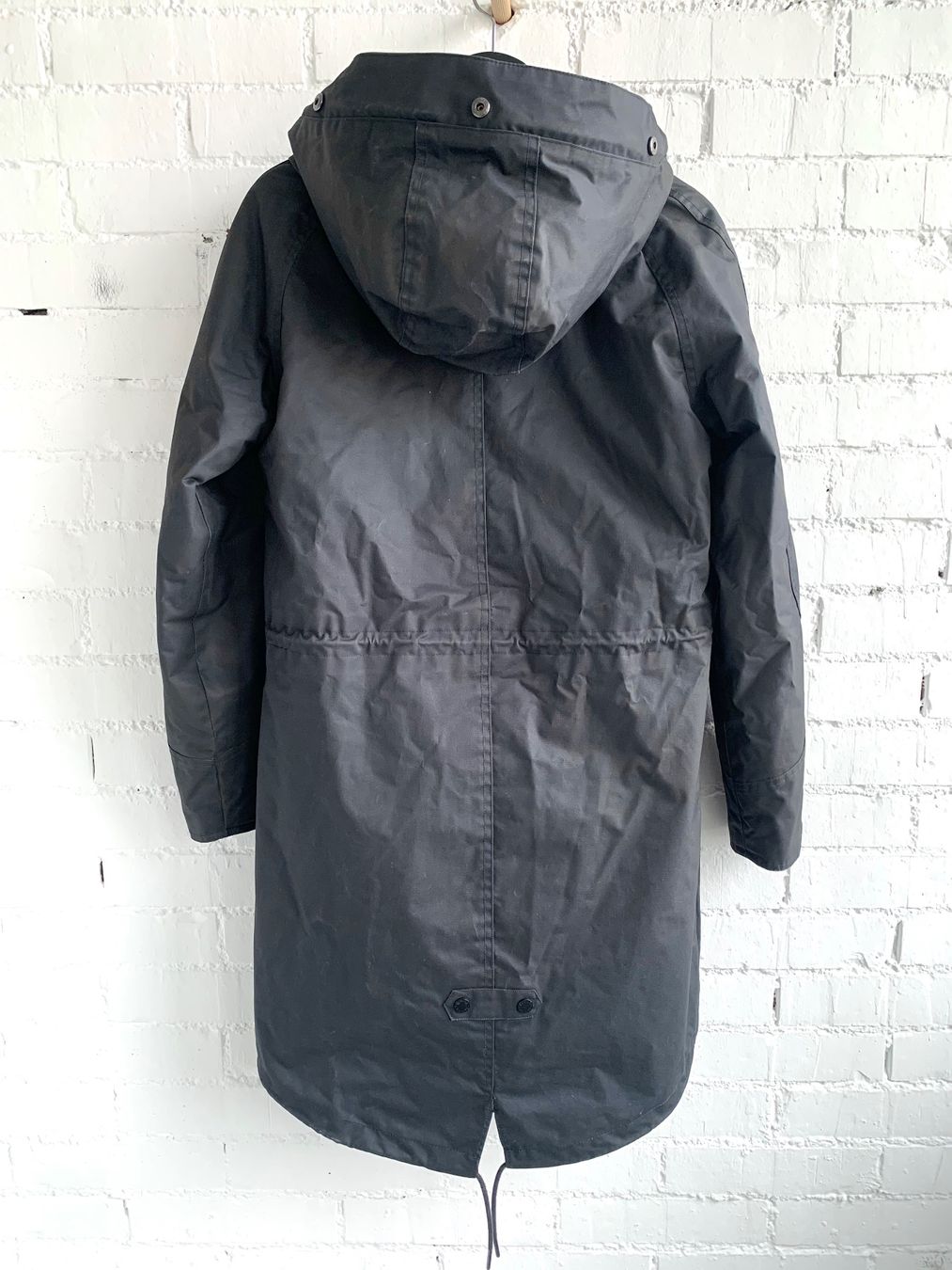 Elvine Giacche: Navyblauer Fishtail-Parka mit Teddyfell von Elvine – Usato da Bern venduto da Fraeuleinhonig 9