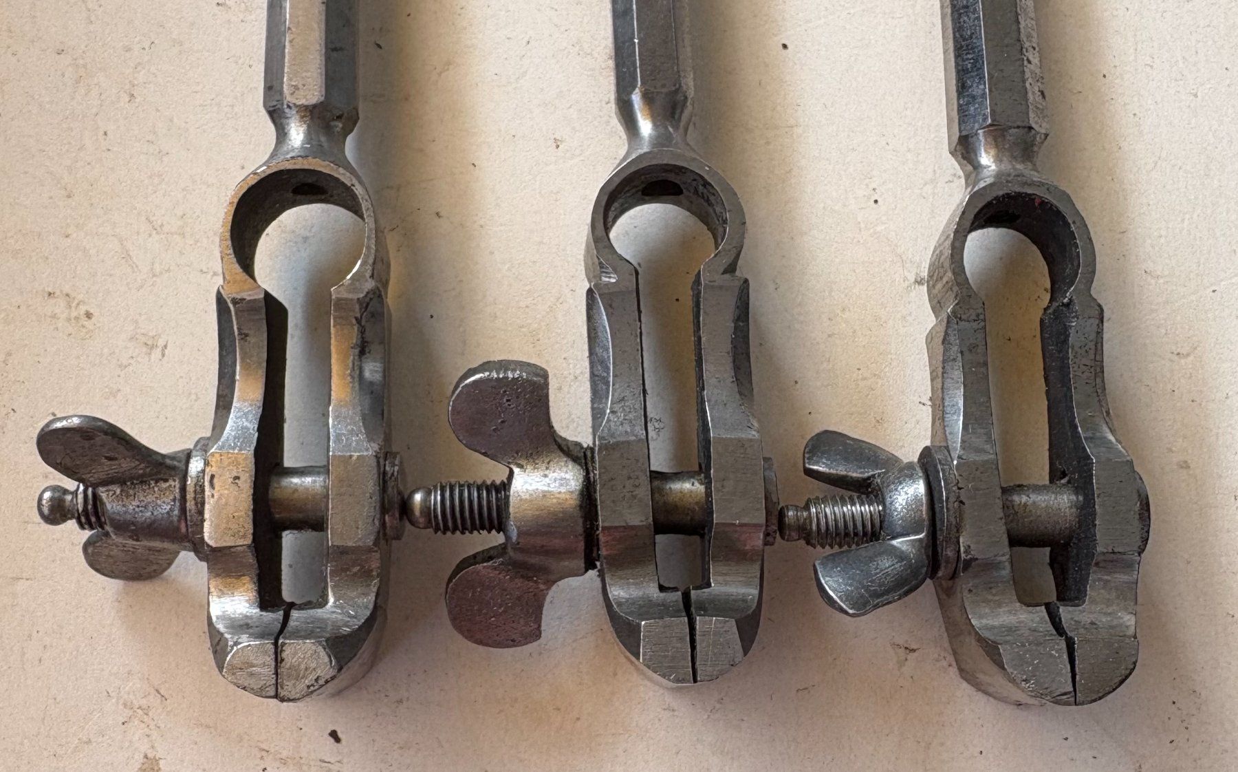Tous les outils: VINTAGE HANDFEILKOLBEN – D'occasion à Ostermundigen par wini63 2