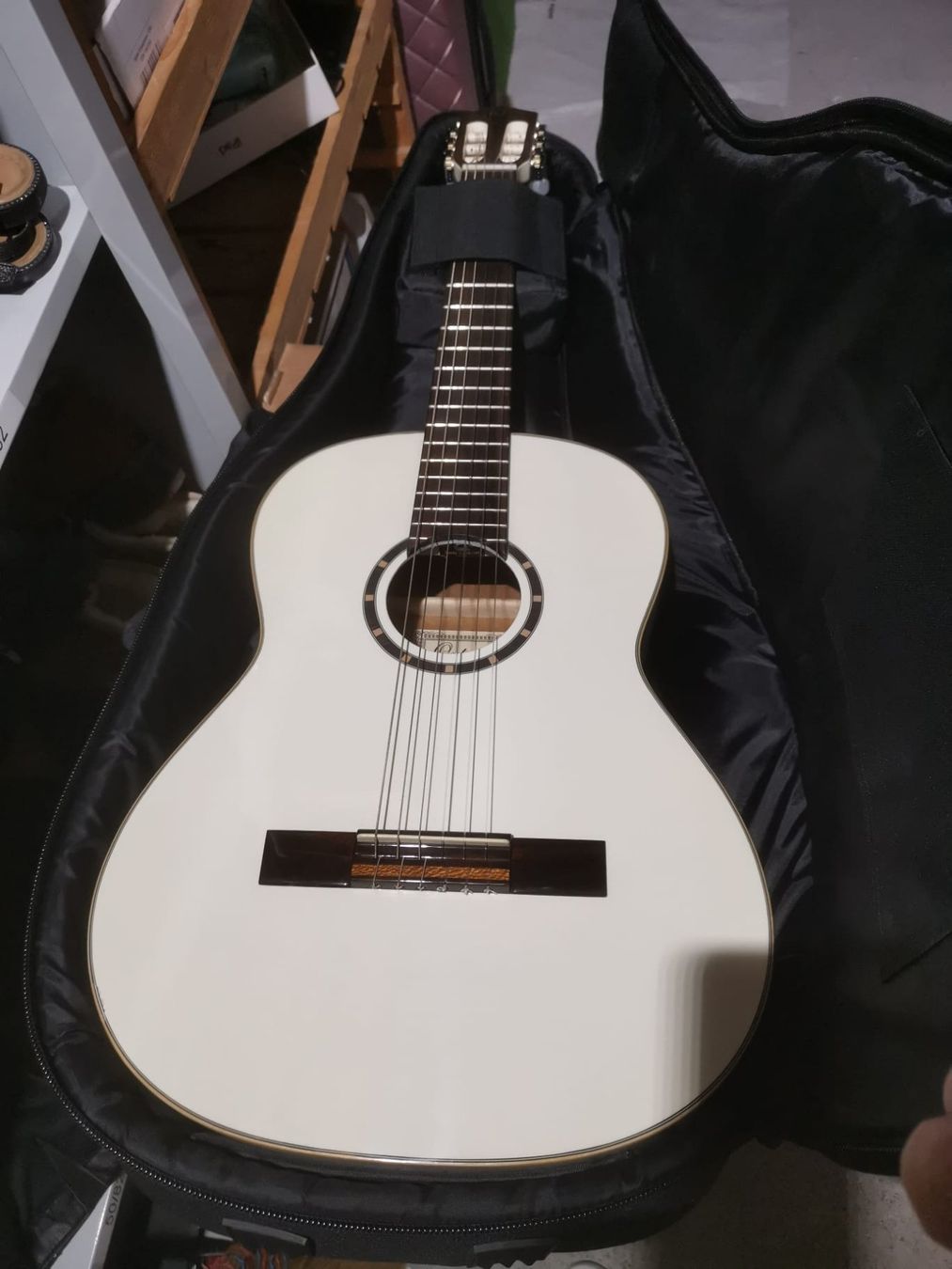 Instruments de musique: Akustische Gitarre – D'occasion à Spreitenbach par Space_X 1