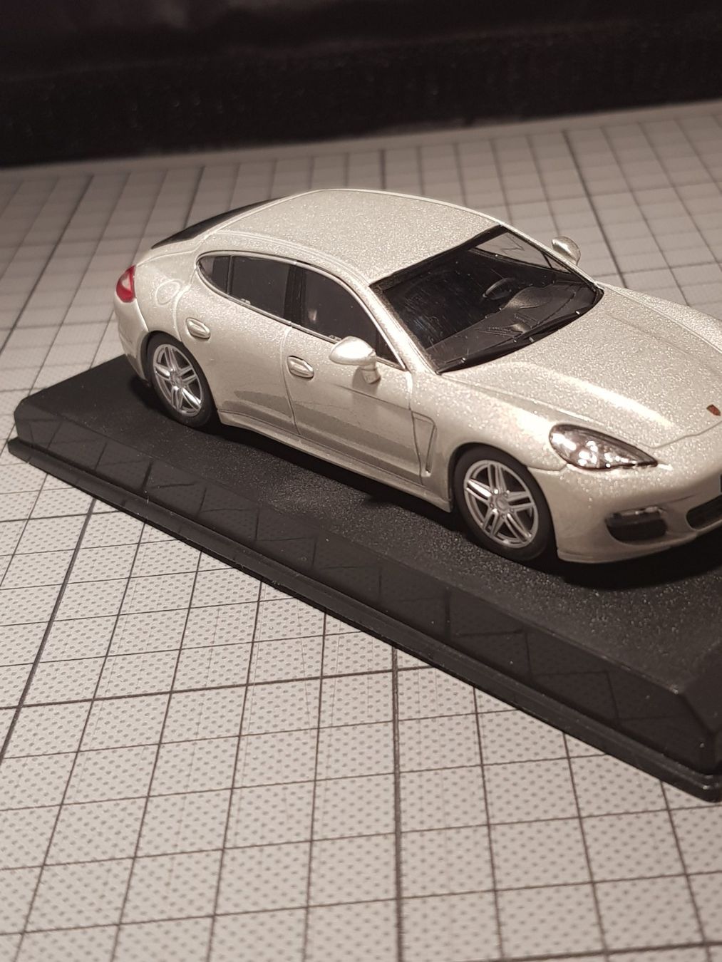 Porsche Voitures modèles: Porsche Panamera – Neuf avec emballage d'origine à Chézard-St-Martin par AlPat-Collections 3