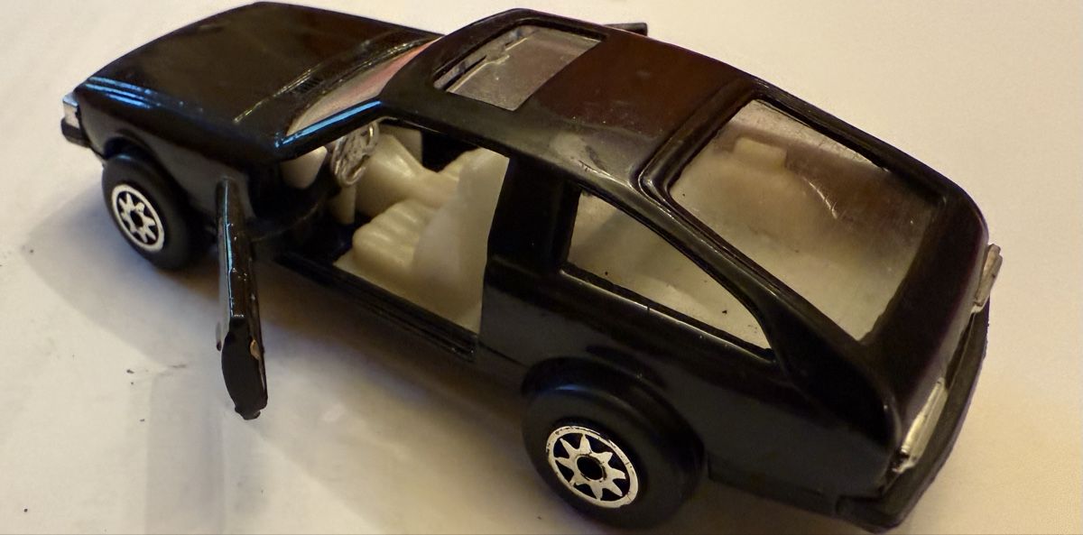 Toyota Modellini d'auto: Toyota Celica 1:43 ZI R657 – Nuovo (secondo la descrizione) da hunzenschwil venduto da Oldipark 2