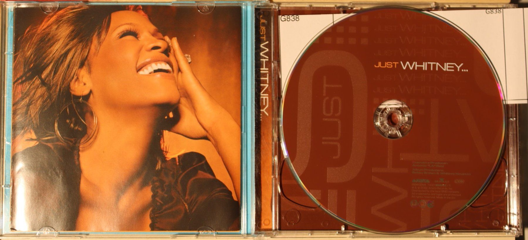 CD: Whitney Huston – Just Whitney – Usato da Luzern venduto da CONTENTI 1
