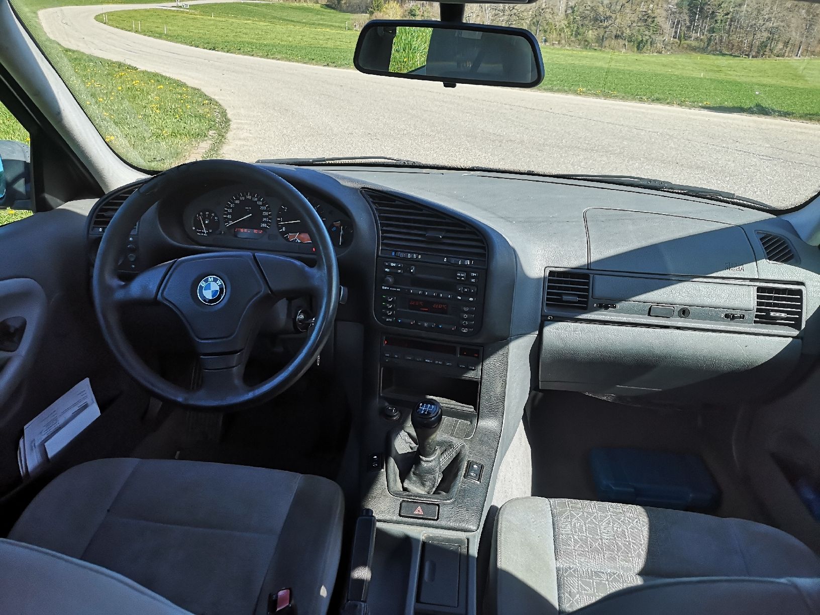 BMW Automobili: E36 320i – Usato da Vuisternens-Romont venduto da Stauf32 4