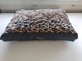 Dogius Hundekissen (schwarz mit Leopardfelldecke)
