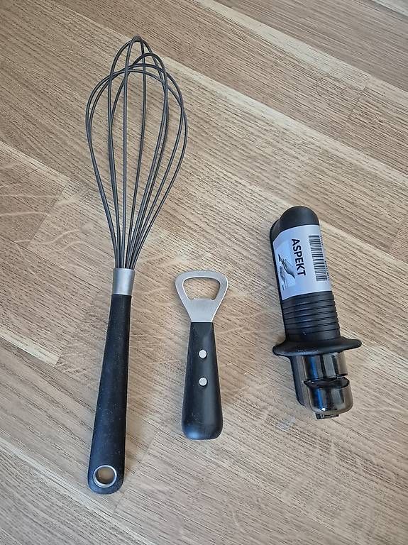 Autres accessoires pour animaux: Ustensiles Ikea – D'occasion à Rolle par ile_r7cq