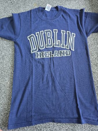 Dunkelblaues T-Shirt Grösse S Dublin Irland